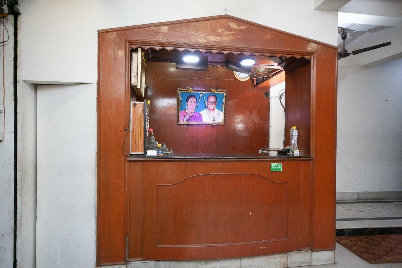 Spot On 38565 Hotel Surya Thiruvengadam St Ченнаи Экстерьер фото